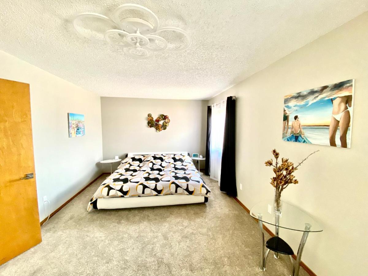 Artsy Home Close To Usafa With Fireplace And Patio Colorado Springs Luaran gambar