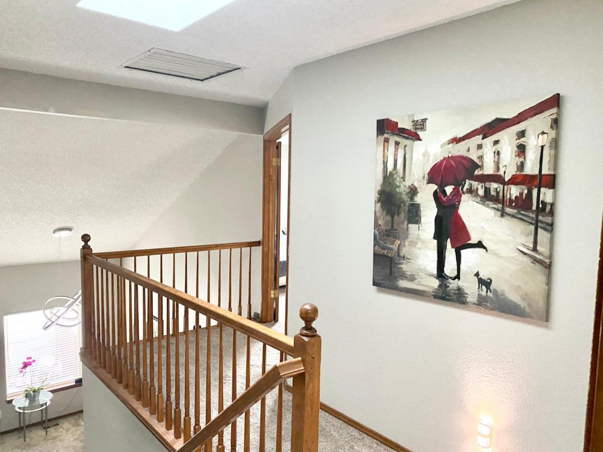Artsy Home Close To Usafa With Fireplace And Patio Colorado Springs Luaran gambar