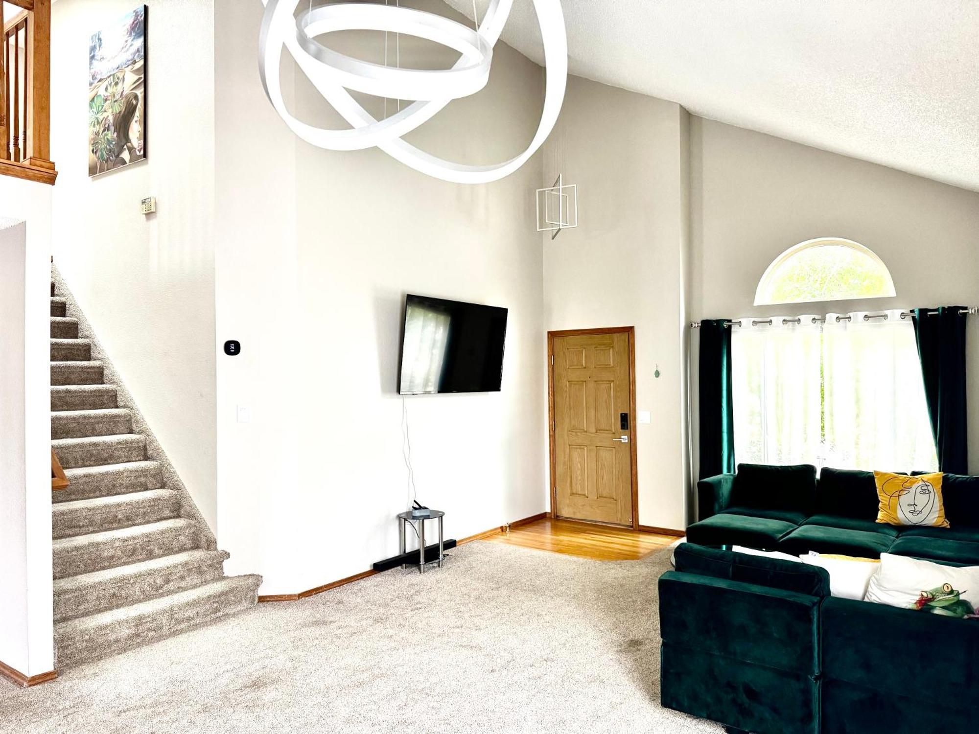 Artsy Home Close To Usafa With Fireplace And Patio Colorado Springs Luaran gambar